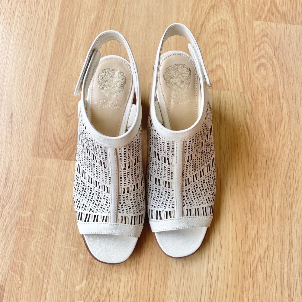 Vince Camuto Laser Cut Leather Block Heel Open Toe Sandal Vanilla Women’s 9 - Picture 7 of 13